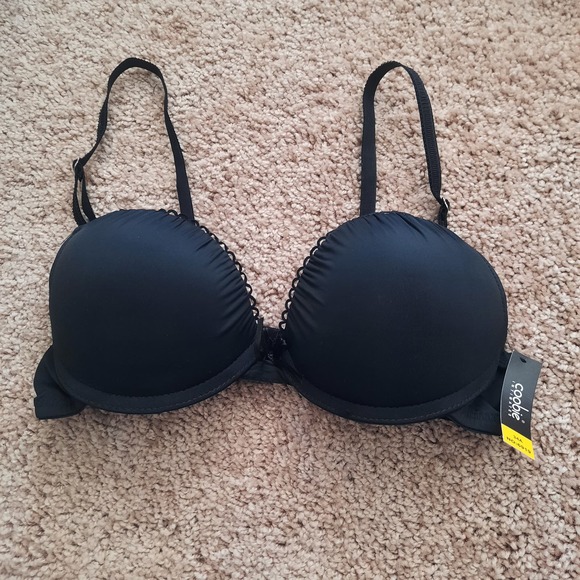 NWT Coobie 34 A Bra..  Padded Underwire, removable straps. - Picture 1 of 4